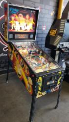 FAMILY GUY PINBALL MACHINE STERN INC