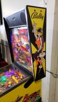 PARTY ZONE PINBALL MACHINE BALLY 1991 - 12