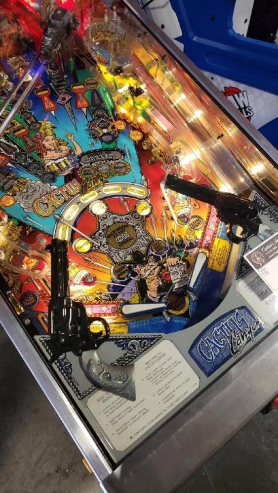 CACTUS CANYON CONTINUED PINBALL MACHINE BALLY 1998