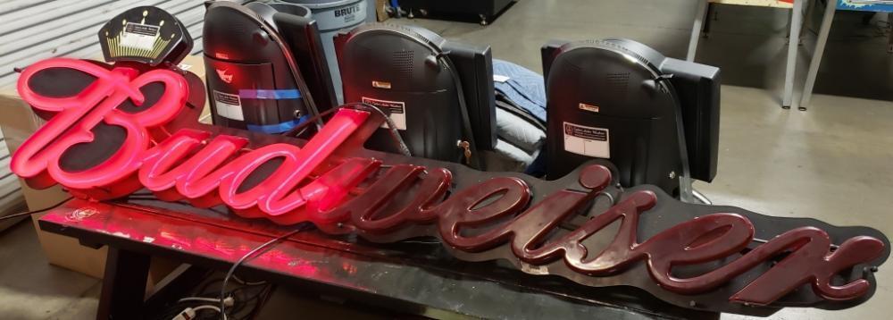 1 LOT - BUDWEISER LARGE NEON DISTRIBUTOR SIGN