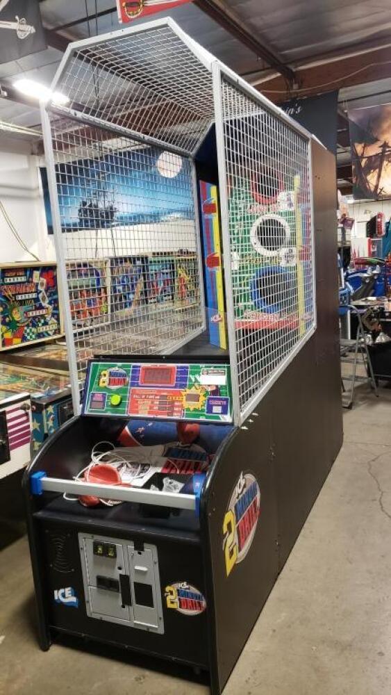 2 MINUTE DRILL NFL FOOTBALL SPORTS ARCADE GAME