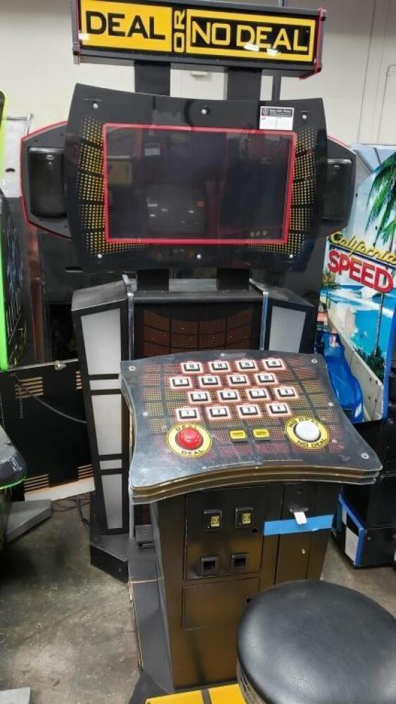 Deal Arcade DEAL OR NO DEAL DELUXE ARCADE GAME ICE