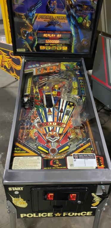 POLICE FORCE PINBALL MACHINE WILLIAMS 1989