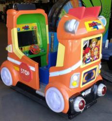 KIDDIE RIDE ROCKET SCHOOL BUS W/ GAME TIX