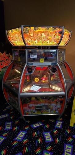 LUNA PARK 6 PLAYER PUSHER PRIZE CAPSULE ARCADE