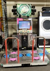 DANCE DANCE REVOLUTION EXTREME ARCADE GAME