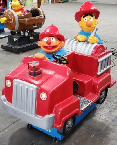 KIDDIE RIDE BERT & ERNIE FIRE TRUCK SESAME STREET