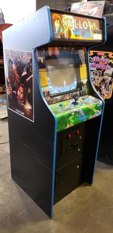 Willow Classic 19 Capcom Upright Arcade Game