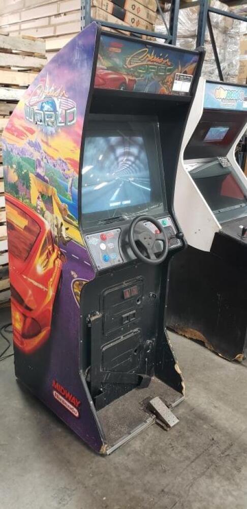 CRUISIN WORLD UPRIGHT DRIVER ARCADE GAME