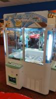 TRIPLE CATCHER 4 SIDE ICE CREAM VEND CRANE MACHINE - 4