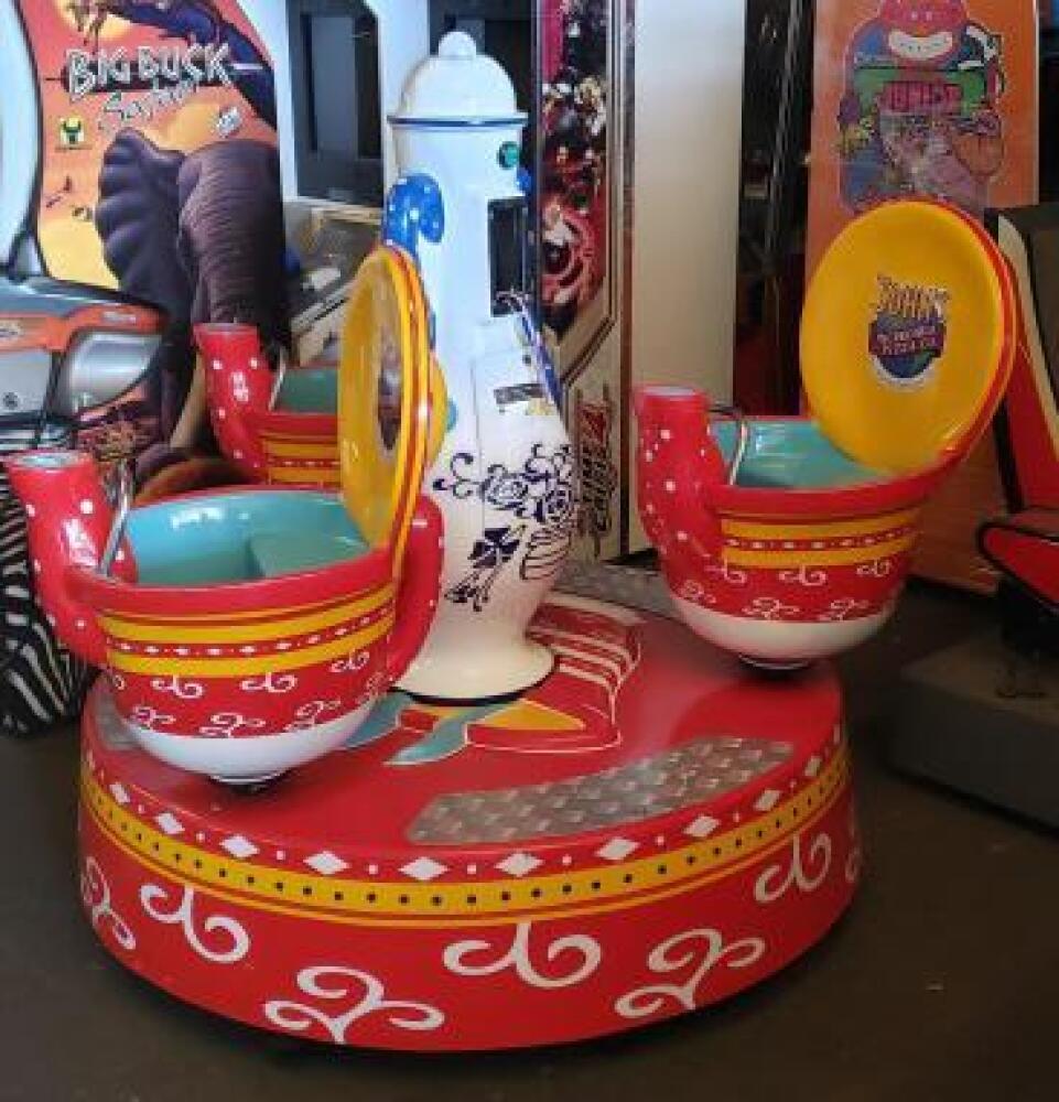 KIDDIE RIDE FANTASY SPINNING TEA CUPS