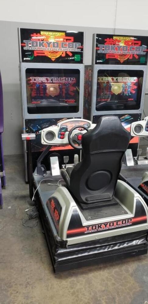 TOKYO COP DLX MOTION ARCADE GAME W/ LCD MONITOR