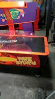 AIR HOCKEY DYNAMO FIRESTORM WITH OVERHEAD SCORING - 4