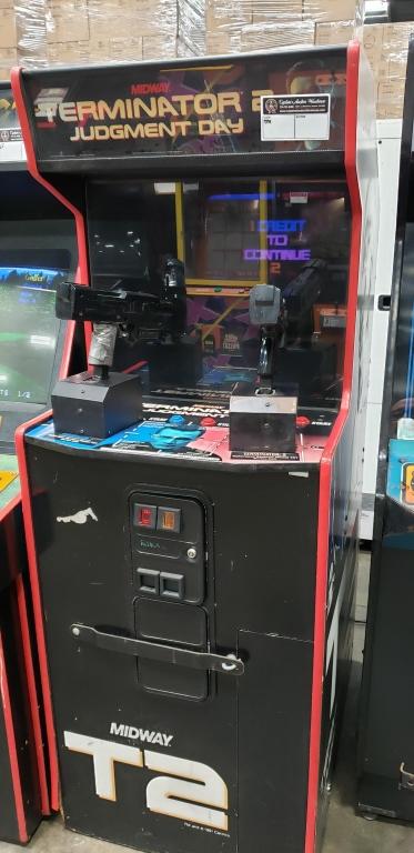 TERMINATOR 2 JUDGEMENT DAY MIDWAY ARCADE GAME