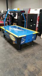 AIR HOCKEY DYNAMO HOT FLASH WITH OVERHEAD SCORING