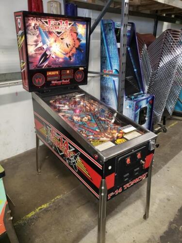 F-14 TOMCAT CLASSIC PINBALL MACHINE WILLIAMS