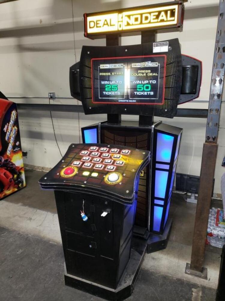 Deal Arcade DEAL OR NO DEAL UPRIGHT ARCADE GAME I.C.E.