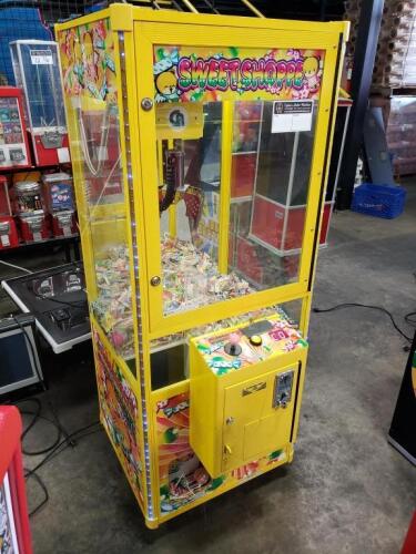 SWEET SHOPPE CANDY CLAW CRANE MACHINE