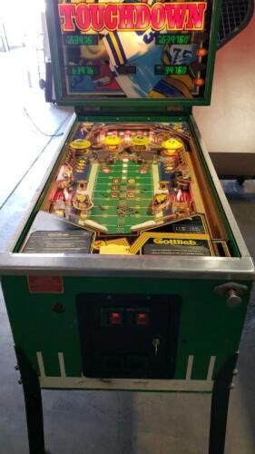 TOUCHDOWN PINBALL MACHINE GOTTLIEB PREMIER 1984