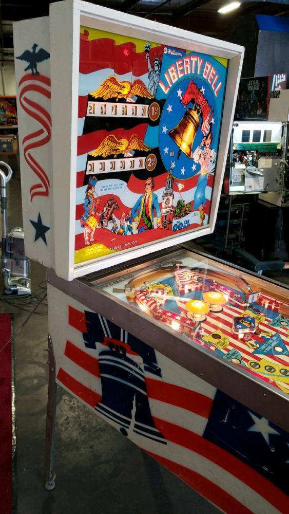 LIBERTY BELL CLASSIC PINBALL MACHINE WILLIAMS