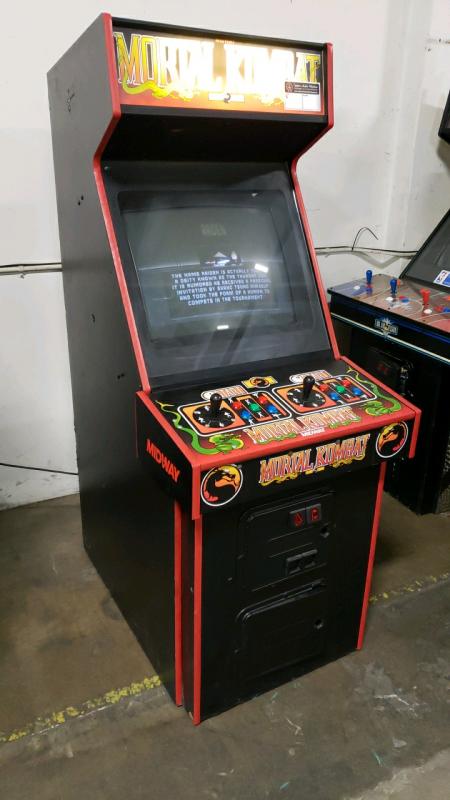 MORTAL KOMBAT UPRIGHT MIDWAY ARCADE GAME