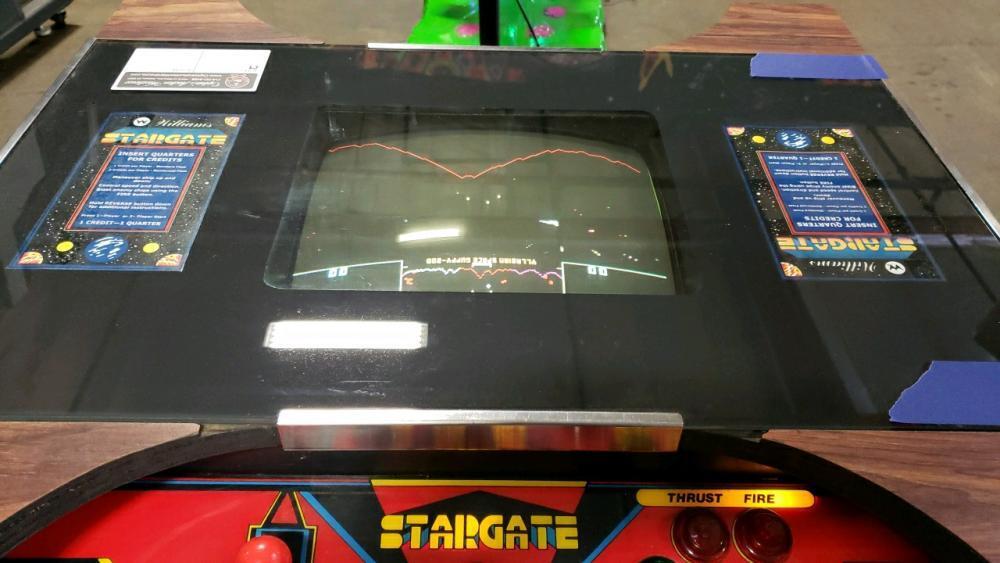 STARGATE DEFENDER COCKTAIL TABLE ARCADE GAME WILLIAMS