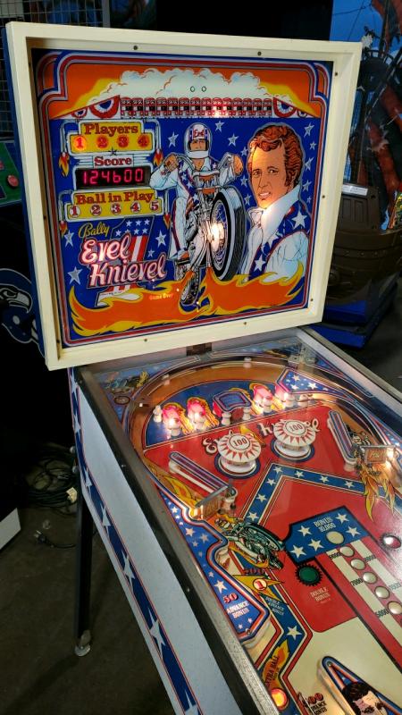 my evel knievel pinball machine turns on but wont start