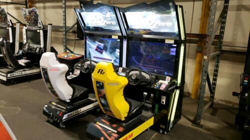 INITIAL D ZERO PAIR LINKED RACING ARCADE GAME SEGA