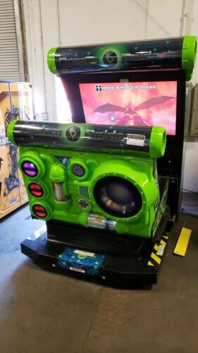 DREAM RAIDERS DELUXE MOTION SEGA ARCADE GAME