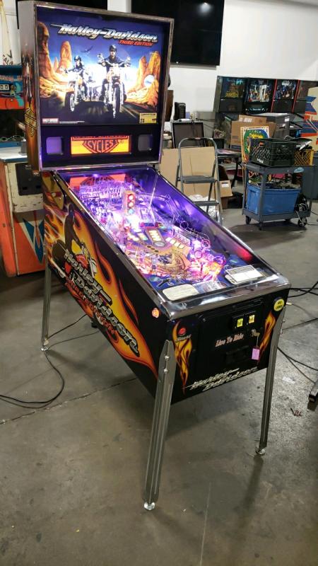 HARLEY DAVIDSON 3RD EDITION PINBALL MACHINE STERN