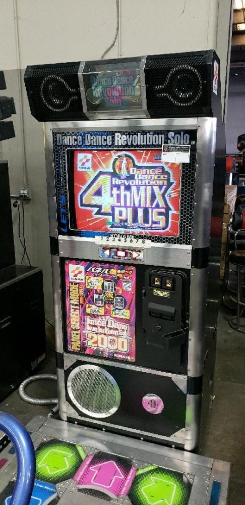 DDR SOLO 4TH MIX PLUS 1 PLAYER DANCE ARCADE GAME KONAMI