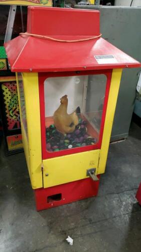 CHICKEN EGG CAPSULE VENDING MACHINE