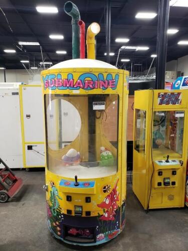 YELLOW SUBMARINE PLUSH CLAW CRANE MACHINE