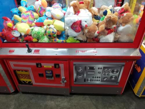 60 FIRE ENGINE RED PLUSH CLAW CRANE MACHINE #6