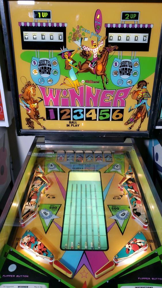 Winner Pinball Machine Williams EM