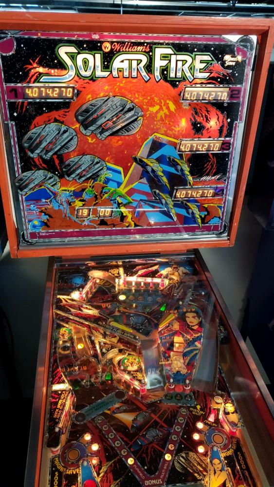 Solar Fire Pinball Machine Williams SS 3