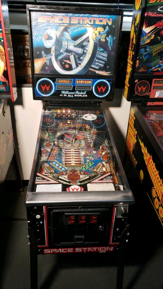 Space Station - 1987 Williams Pinball - Arcade Gallery