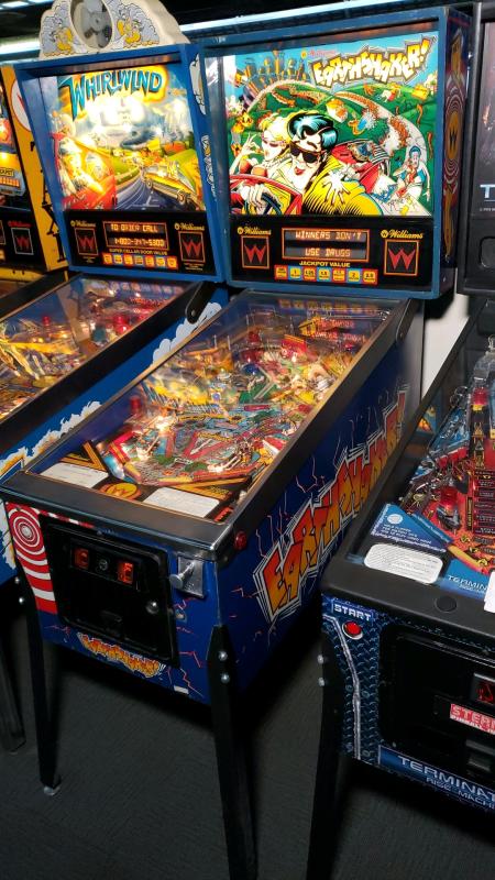 Earthshaker Pinball Machine Williams SS