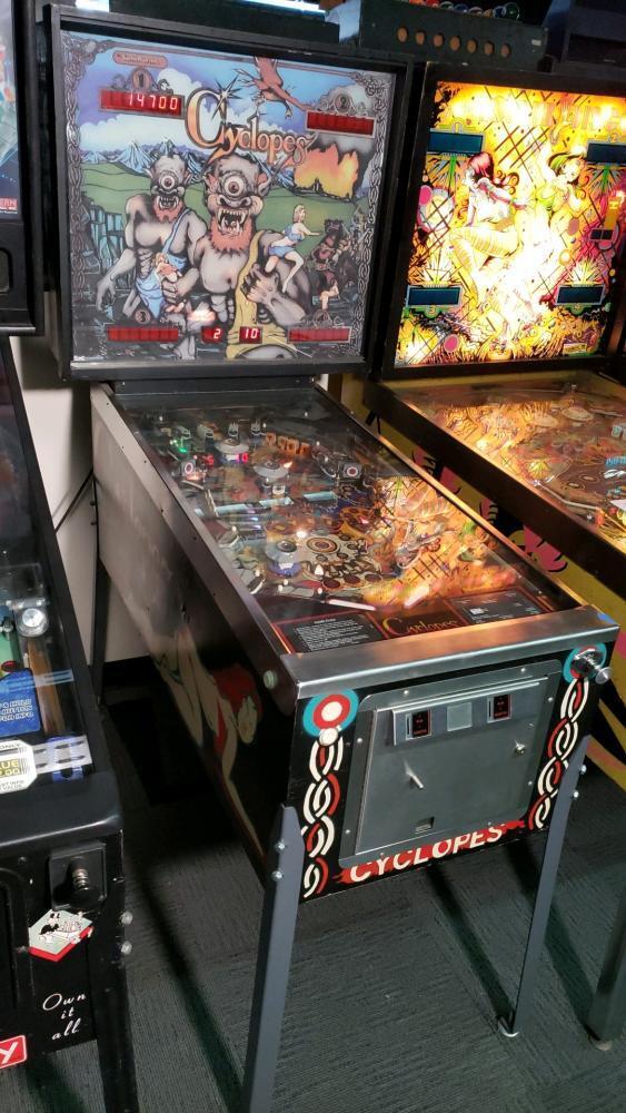 Cyclopes - Pinball Machine Game Plan SS