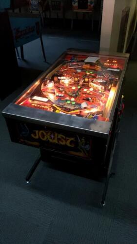 Joust Head to Head Pinball Machine (table) Williams SS