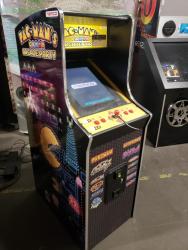 PAC-MAN'S ARCADE PARTY CABARET SIZE ARCADE NAMCO