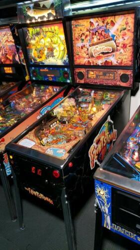 The Flintstones Pinball Machine Williams SS