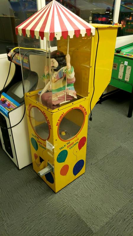 Ziggi The Clown Capsule Vending Novelty