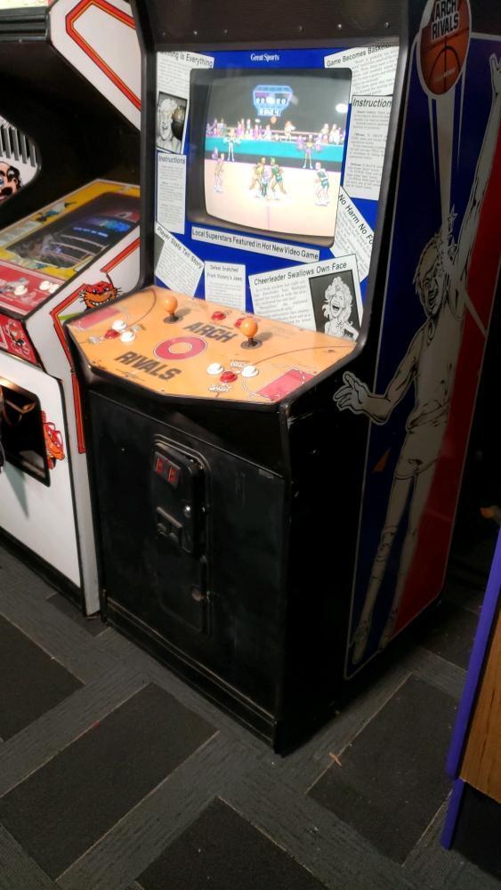 Arch Rivals Classic Arcade Game