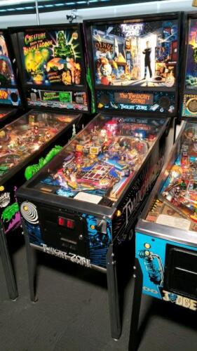 Twilight Zone Pinball Machine Midway SS