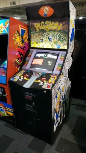 Pigskin 621 Arcade Game