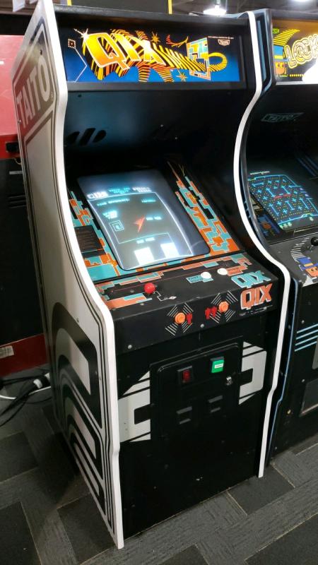 QIX Classic Arcade Game