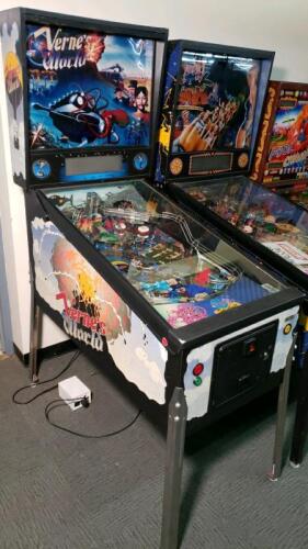 Verne's World Pinball Machine Spinball SS