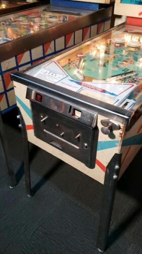 Scuba Pinball Machine Gottlieb EM