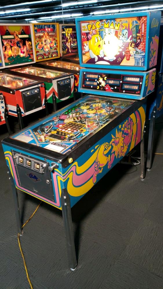 standup pacman pinball arcade machine